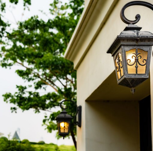 Осветительные приборы: наружные, промышленные, бытовые, аксессуары, комплектующие