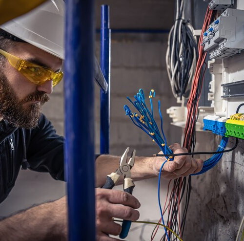Монтаж и обслуживание электрического оборудования, работы электромонтажные
